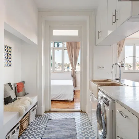 Guestready - Cosy 2-Bed Flat In Arroios Appartement