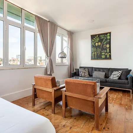 Joivy Cosy 2-bed Flat In Arroios * Lisboa