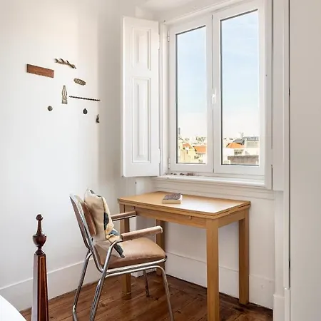 Daire Joivy Cosy 2-bed Flat In Arroios