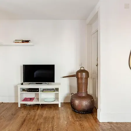 Guestready - Cosy 2-bed Flat In Arroios Лиссабон