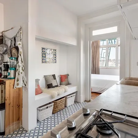 Апартаменты Guestready - Cosy 2-bed Flat In Arroios